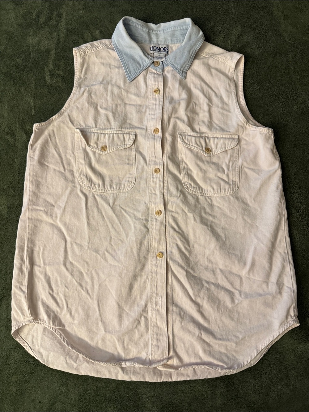 VINTAGE 90’s | Sleeveless Button-Front Denim Collar Shirt - Light Blue & White